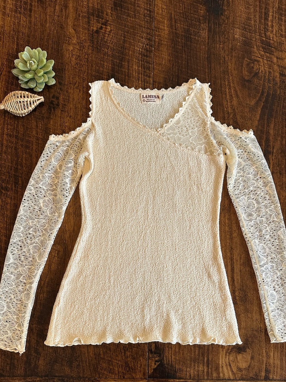 LEMESA | Cream Peruvian Cotton Lace Cold Shoulder Long Sleeve Top, Size XS
